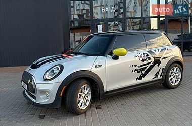 Хэтчбек MINI Cooper 2020 в Киеве
