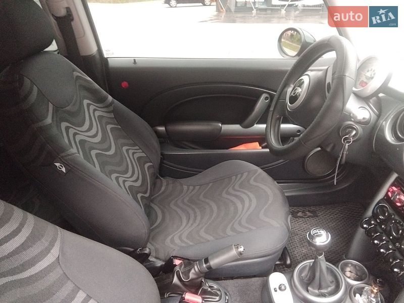 Хетчбек MINI Cooper 2002 в Дрогобичі