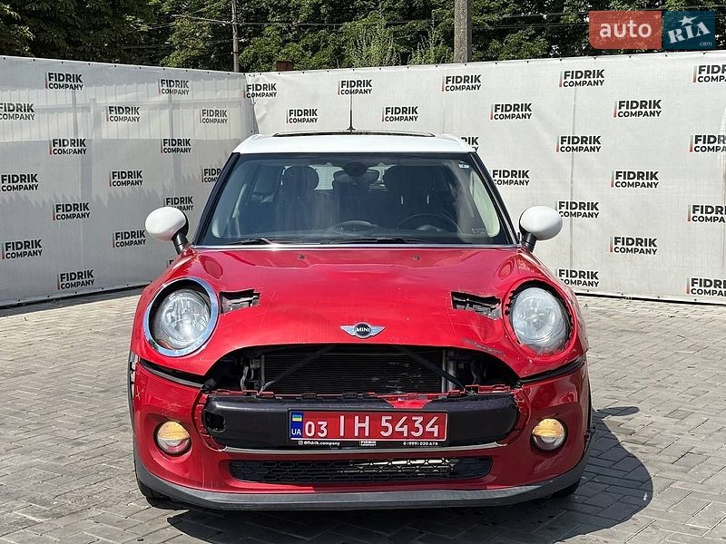 Хэтчбек MINI Cooper 2017 в Луцке