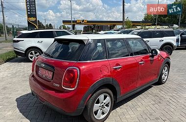 Хэтчбек MINI Cooper 2017 в Луцке