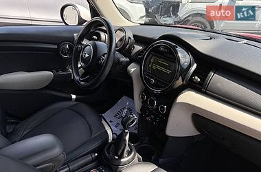 Хэтчбек MINI Cooper 2017 в Луцке