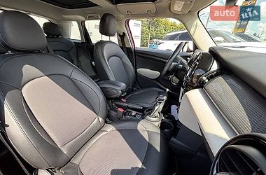 Хэтчбек MINI Cooper 2017 в Луцке