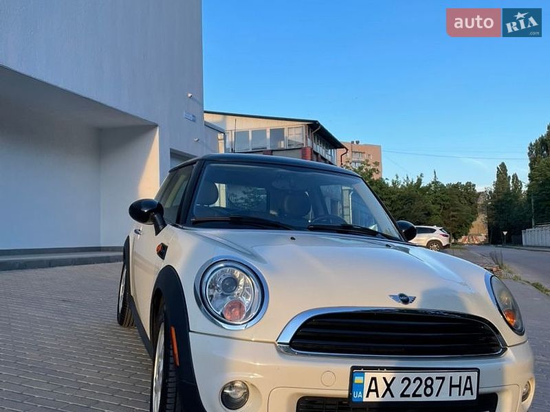 Хэтчбек MINI Cooper 2012 в Коломые