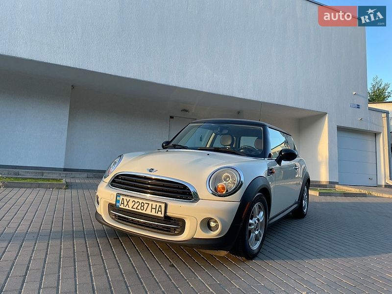 Хэтчбек MINI Cooper 2012 в Коломые