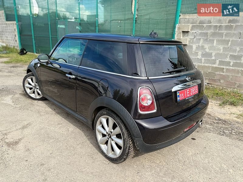 Хэтчбек MINI Cooper 2012 в Ковеле