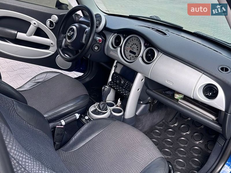 Хетчбек MINI Cooper 2002 в Києві