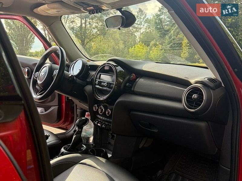 Хэтчбек MINI Cooper 2015 в Киеве фото 7 Хэтчбек MINI Cooper 2015 в Киеве