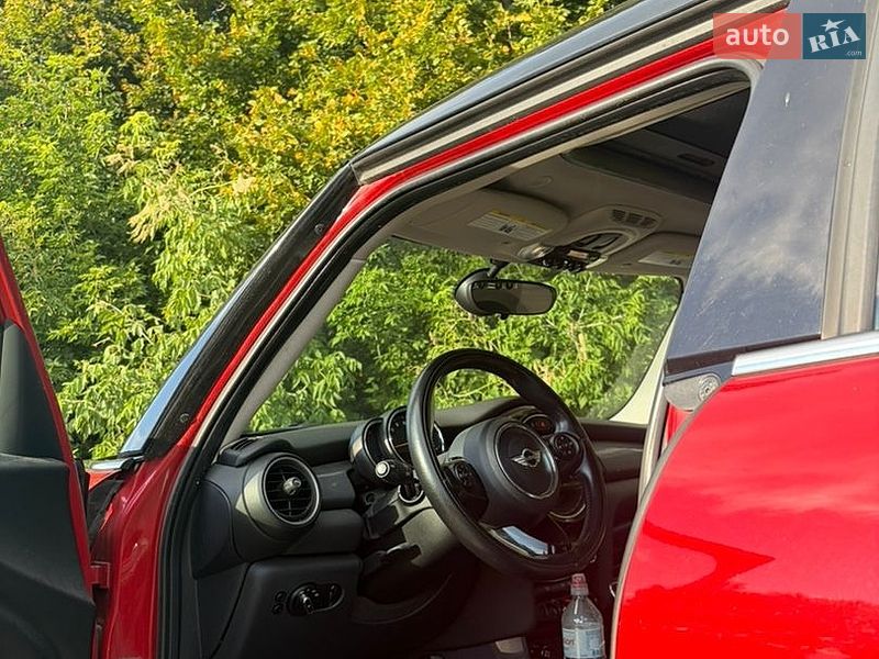 Хэтчбек MINI Cooper 2015 в Киеве фото 9 Хэтчбек MINI Cooper 2015 в Киеве