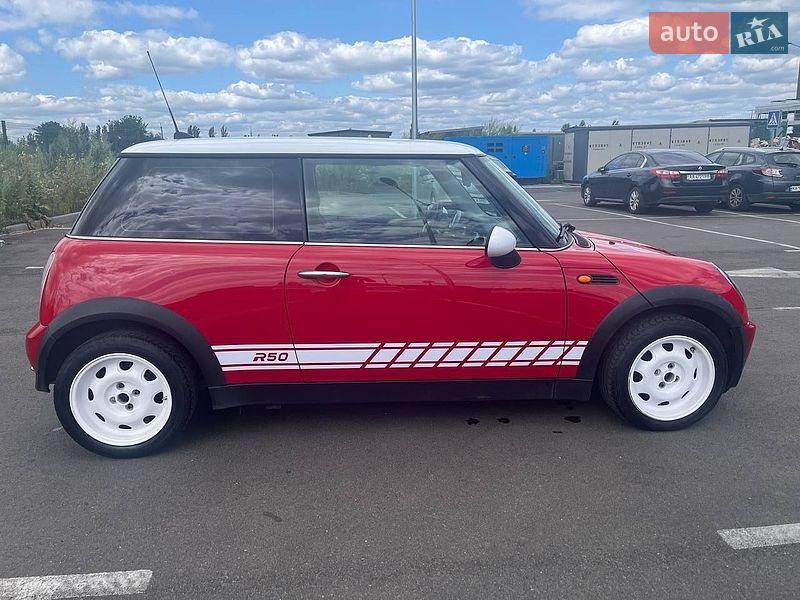 Хетчбек MINI Cooper 2005 в Прилуках