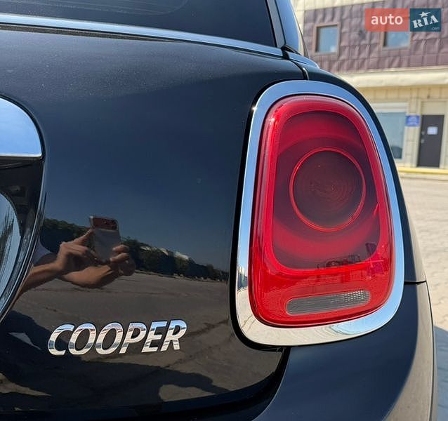 Хетчбек MINI Cooper 2016 в Одесі