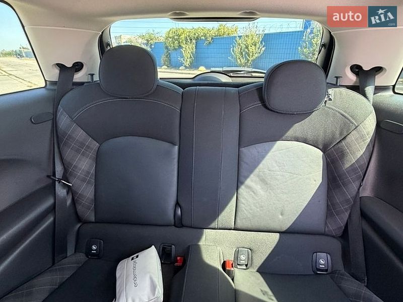Хетчбек MINI Cooper 2016 в Одесі