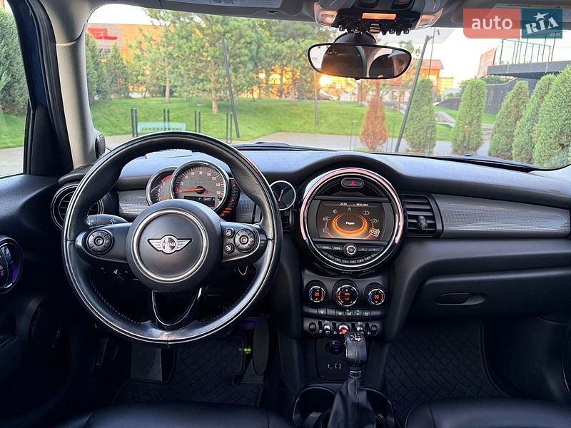 Хетчбек MINI Cooper 2016 в Хмельницькому