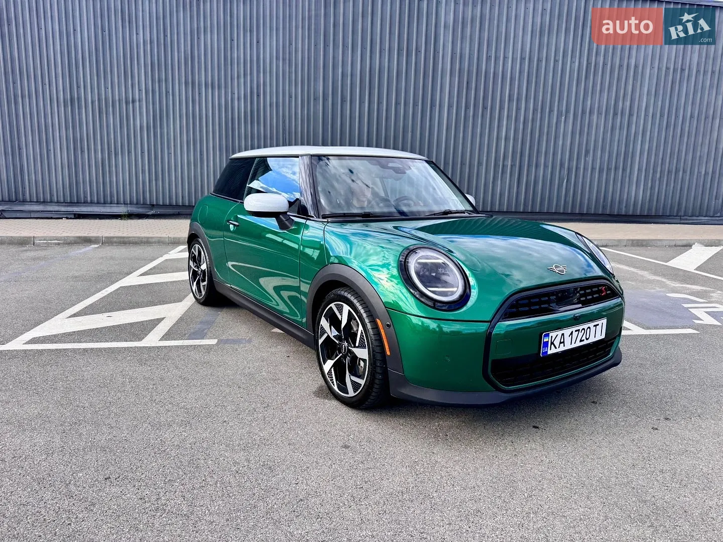 2024 MINI Cooper - фото 1