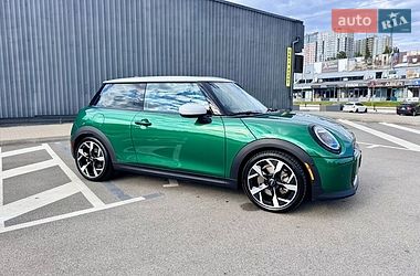 Хетчбек MINI Cooper 2024 в Києві