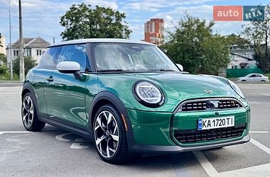 Хетчбек MINI Cooper 2024 в Києві