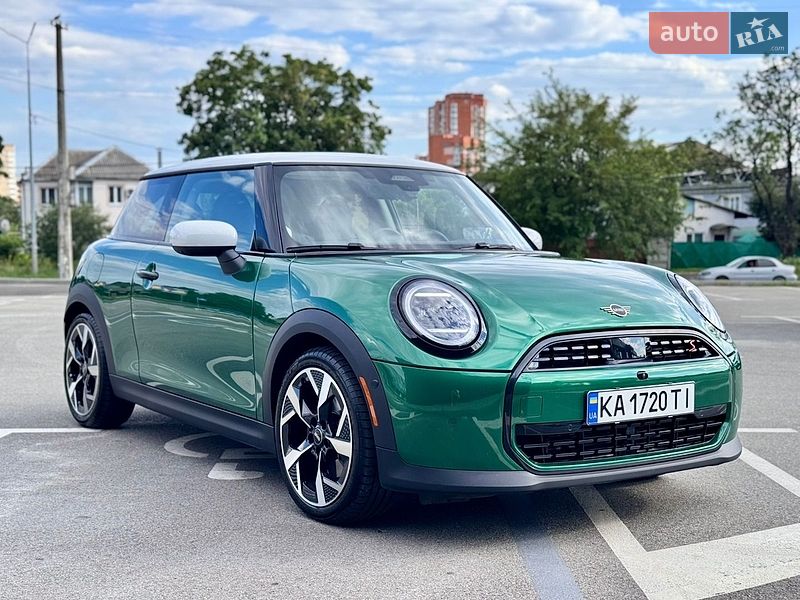 Хетчбек MINI Cooper 2024 в Києві