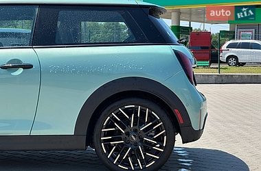 Хетчбек MINI Cooper 2024 в Києві