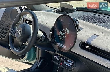 Хетчбек MINI Cooper 2024 в Києві