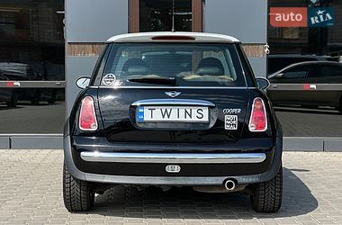 Хетчбек MINI Cooper 2004 в Одесі фото 5 Хетчбек MINI Cooper 2004 в Одесі