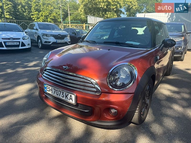 MINI Cooper 2012