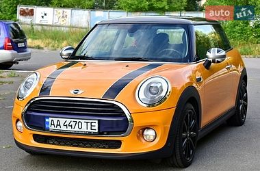Хетчбек MINI Cooper 2017 в Києві