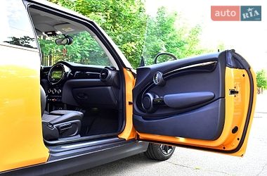 Хетчбек MINI Cooper 2017 в Києві