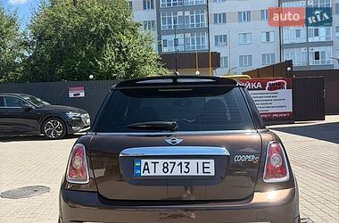 Хэтчбек MINI Cooper 2009 в Ивано-Франковске