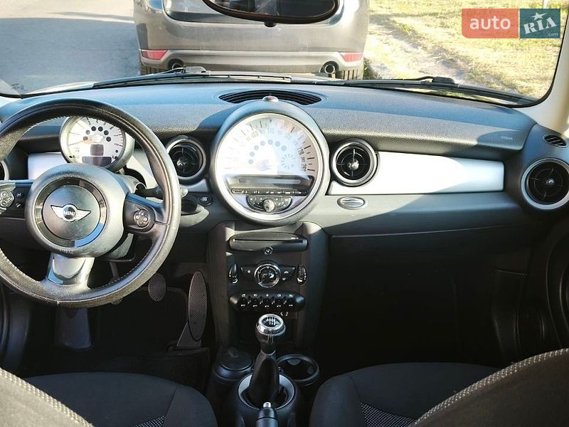 Хетчбек MINI Cooper 2012 в Києві фото 5 Хетчбек MINI Cooper 2012 в Києві