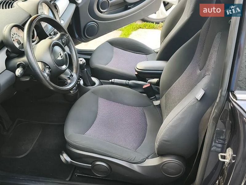 Хетчбек MINI Cooper 2012 в Києві фото 14 Хетчбек MINI Cooper 2012 в Києві