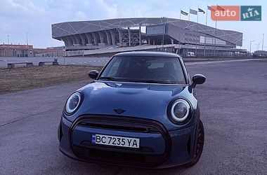 Хэтчбек MINI Cooper 2023 в Львове