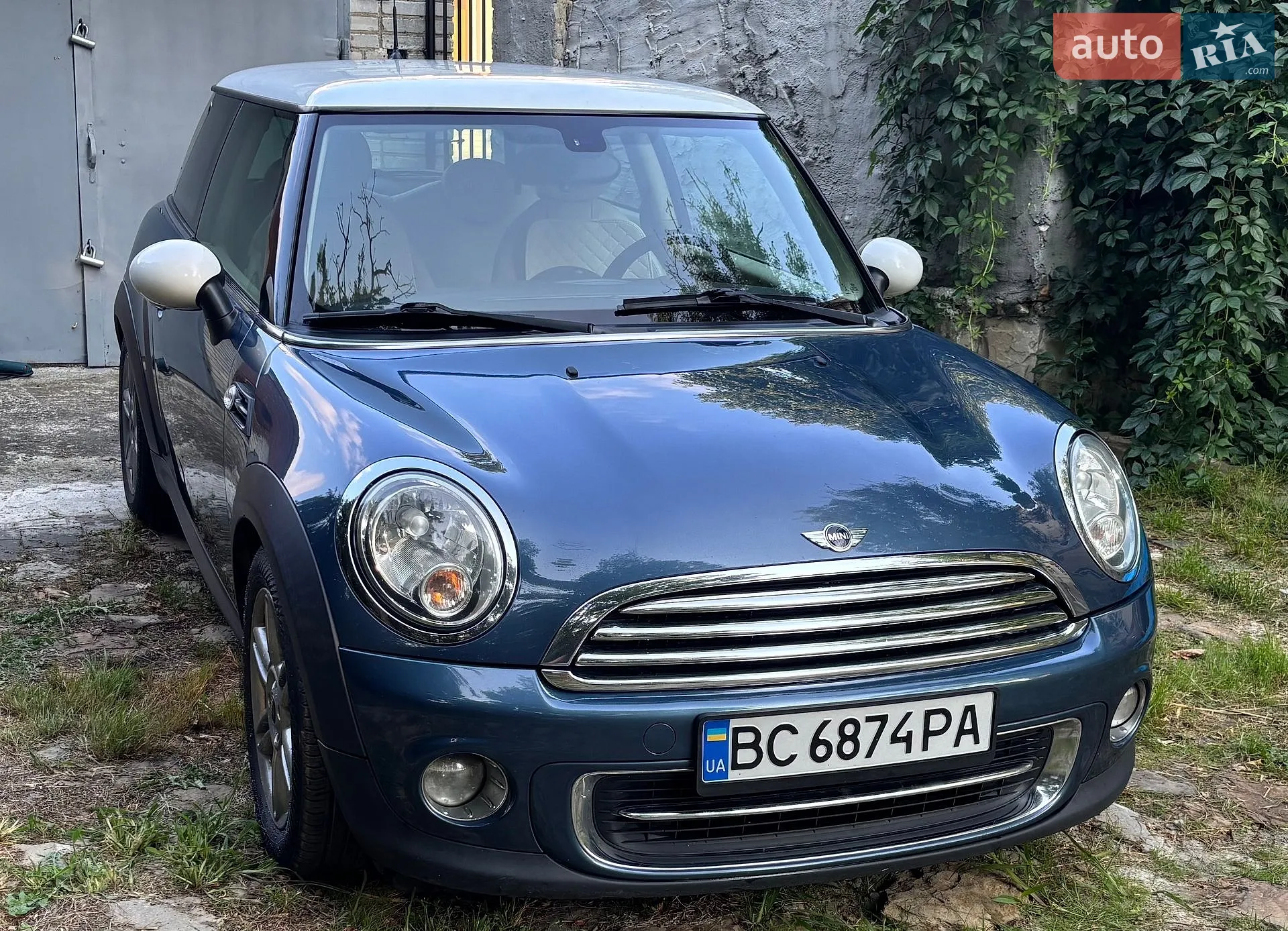 2011 MINI Cooper - мініатюра 2