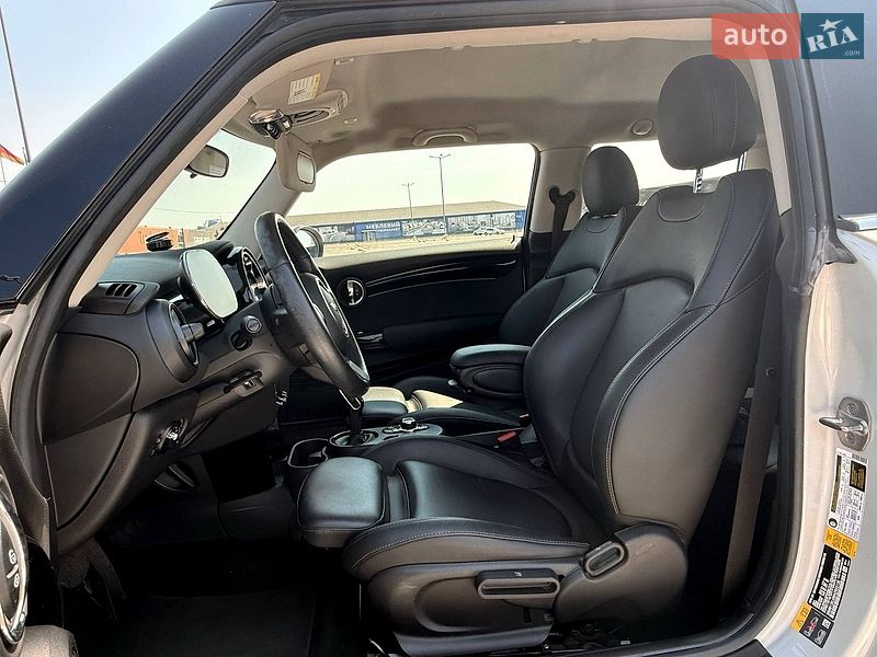 Хэтчбек MINI Cooper 2021 в Одессе