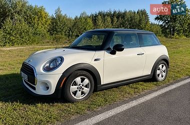 Хэтчбек MINI Cooper 2015 в Киеве