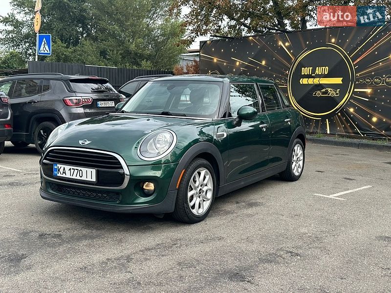 Хэтчбек MINI Cooper 2017 в Киеве
