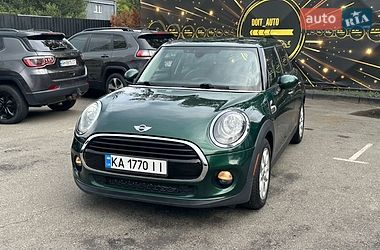 Хэтчбек MINI Cooper 2017 в Киеве