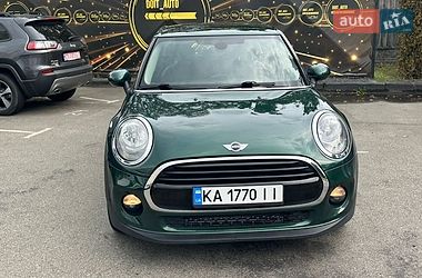 Хэтчбек MINI Cooper 2017 в Киеве