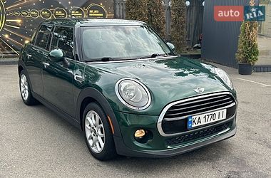 Хэтчбек MINI Cooper 2017 в Киеве