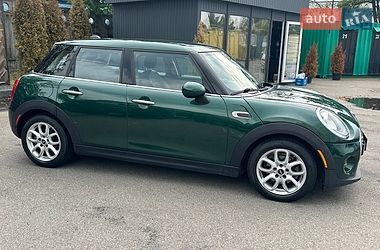 Хэтчбек MINI Cooper 2017 в Киеве