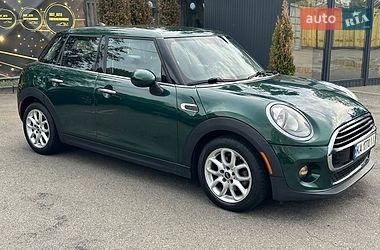 Хэтчбек MINI Cooper 2017 в Киеве