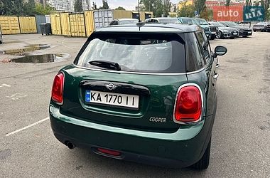 Хэтчбек MINI Cooper 2017 в Киеве
