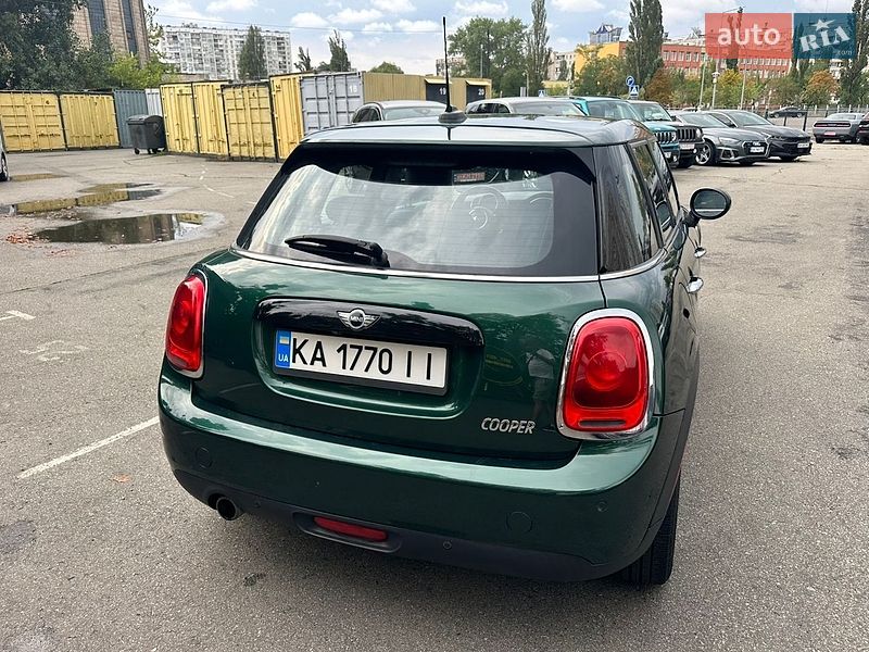 Хэтчбек MINI Cooper 2017 в Киеве