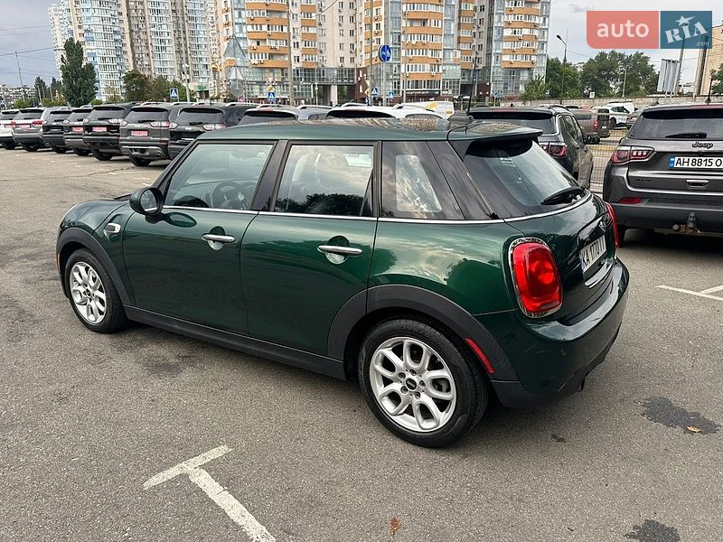 Хэтчбек MINI Cooper 2017 в Киеве