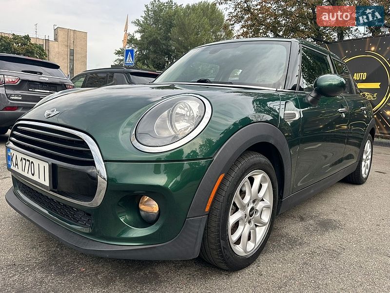 Хэтчбек MINI Cooper 2017 в Киеве