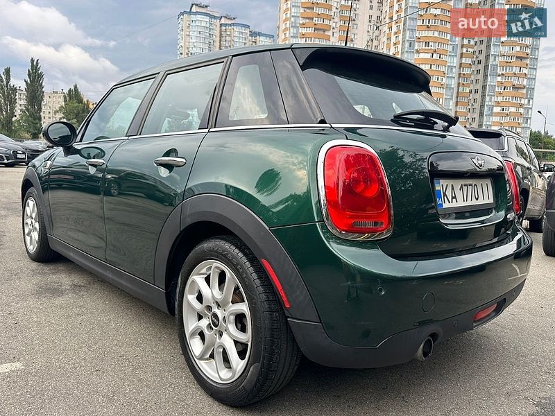 Хэтчбек MINI Cooper 2017 в Киеве