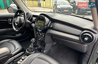 Хэтчбек MINI Cooper 2017 в Киеве