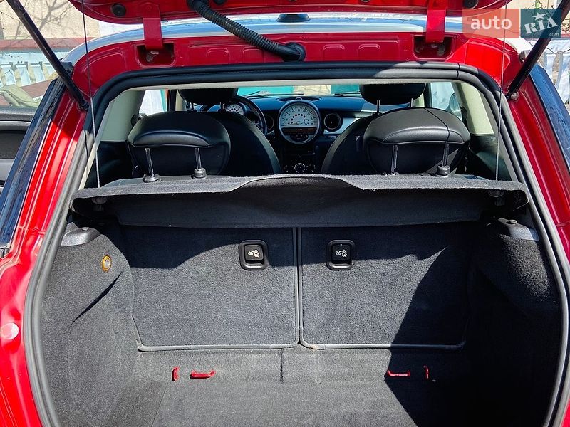 Хетчбек MINI Cooper 2010 в Доброславі