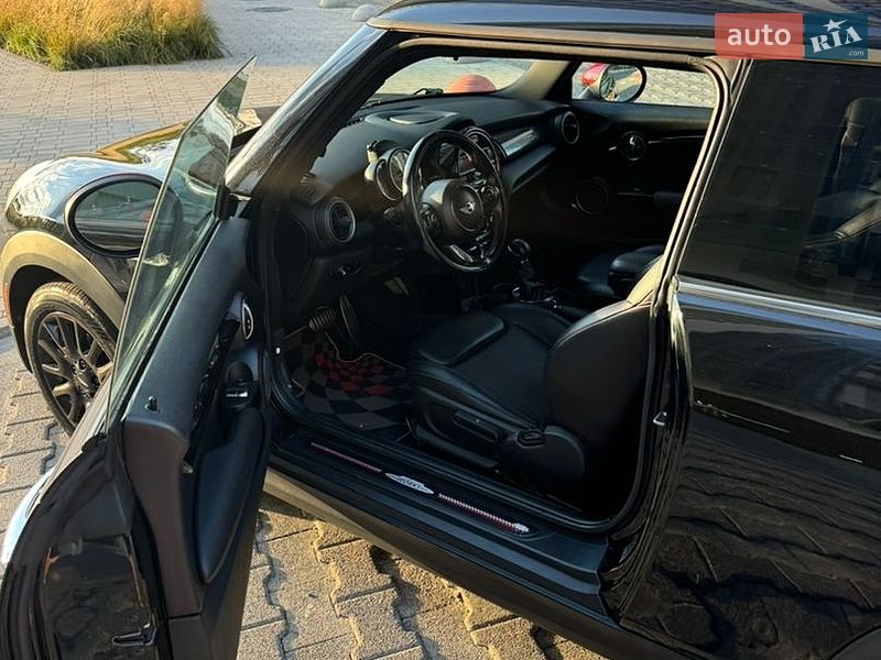 Хетчбек MINI Cooper 2014 в Києві