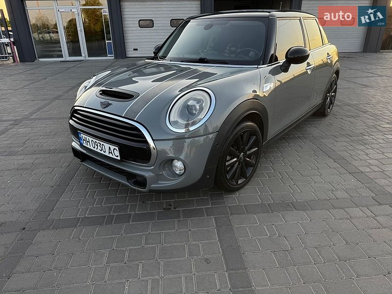 MINI Cooper 2015