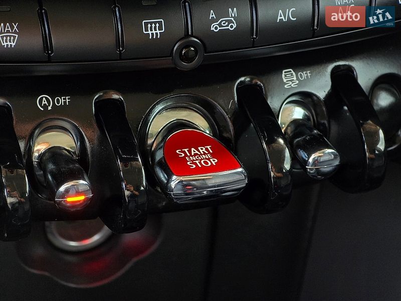 Хетчбек MINI Cooper 2016 в Хмельницькому