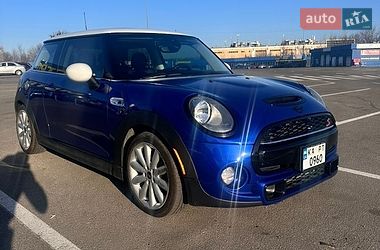 Хетчбек MINI Cooper 2019 в Києві
